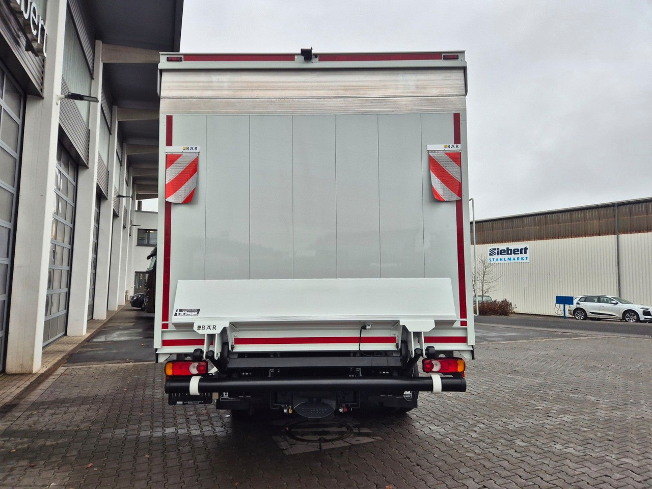 Iveco AS260S50Y/FS 6x2 Böse Schwenkwand + LBW 2 x AHK - משאית משקאות: תמונה 5 Iveco AS260S50Y/FS 6x2 Böse Schwenkwand + LBW 2 x AHK - משאית משקאות: תמונה 5