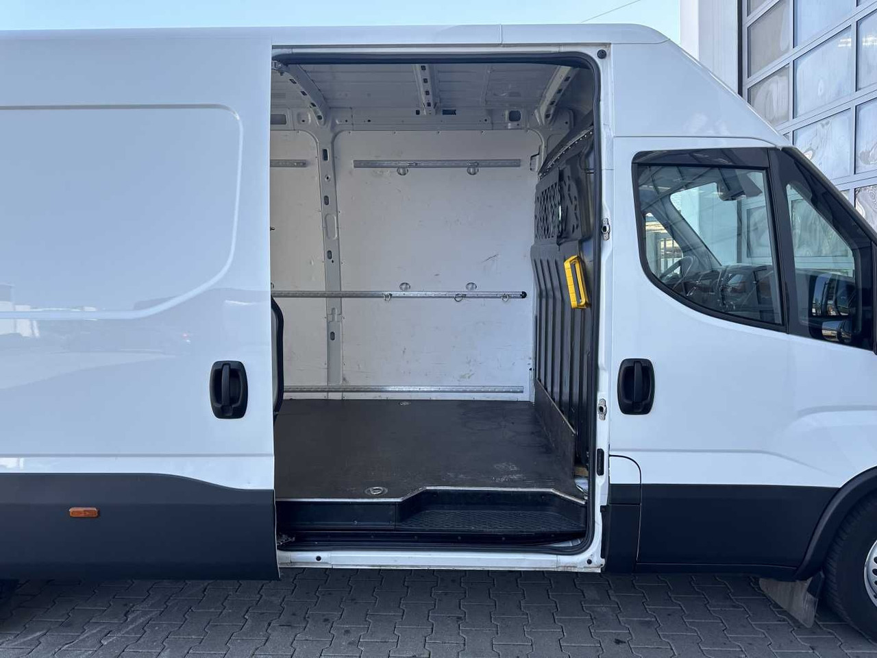 Iveco Daily 35S16 A8 *Klima*Radstand4.100mm* - כלי רכב מסחרי עם לוח: תמונה 5 Iveco Daily 35S16 A8 *Klima*Radstand4.100mm* - כלי רכב מסחרי עם לוח: תמונה 5