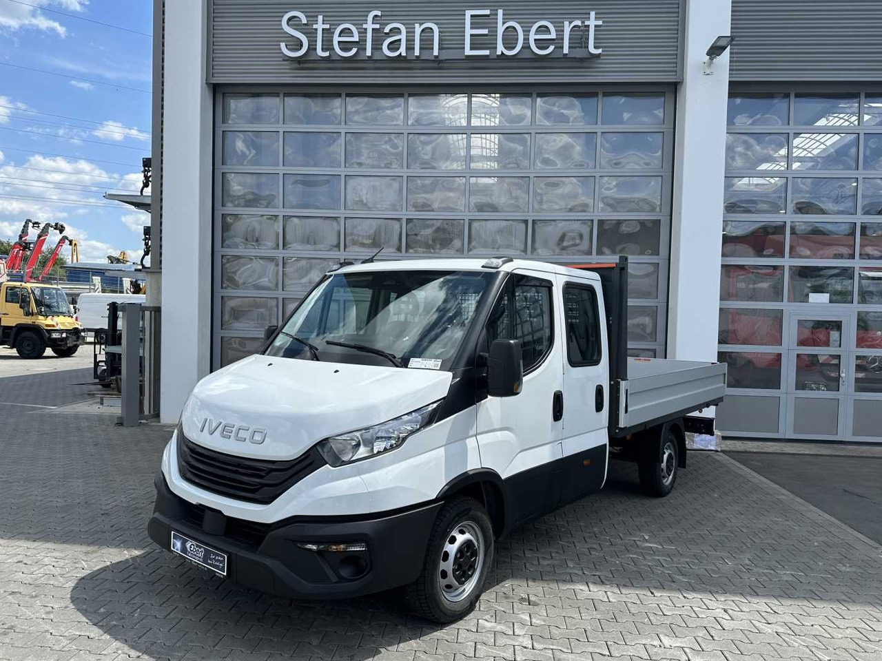 Iveco Daily 35S16 H 3.0L *R3.750mm*AHK*Automatik* 2x - כלי רכב מסחרי במיטה שטוחה: תמונה 1 Iveco Daily 35S16 H 3.0L *R3.750mm*AHK*Automatik* 2x - כלי רכב מסחרי במיטה שטוחה: תמונה 1