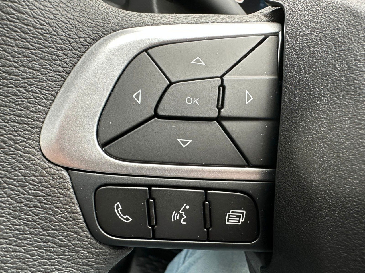 כלי רכב מסחרי עם לוח Iveco Daily 35S16 HA8 3.0L *R4.100mm*Automatik*Kamera*: תמונה 18 כלי רכב מסחרי עם לוח Iveco Daily 35S16 HA8 3.0L *R4.100mm*Automatik*Kamera*: תמונה 18