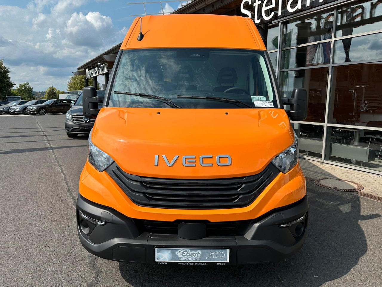 Iveco Daily 35S16 HA8 *R.3520mm*Neues Modell* - כלי רכב מסחרי עם לוח: תמונה 2 Iveco Daily 35S16 HA8 *R.3520mm*Neues Modell* - כלי רכב מסחרי עם לוח: תמונה 2