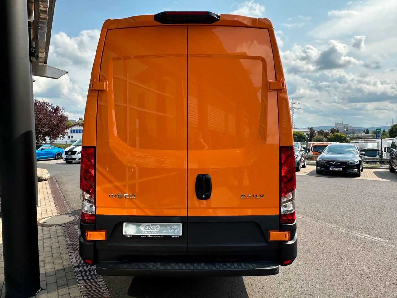 Iveco Daily 35S16 HA8 *R.3520mm*Neues Modell* - כלי רכב מסחרי עם לוח: תמונה 5 Iveco Daily 35S16 HA8 *R.3520mm*Neues Modell* - כלי רכב מסחרי עם לוח: תמונה 5