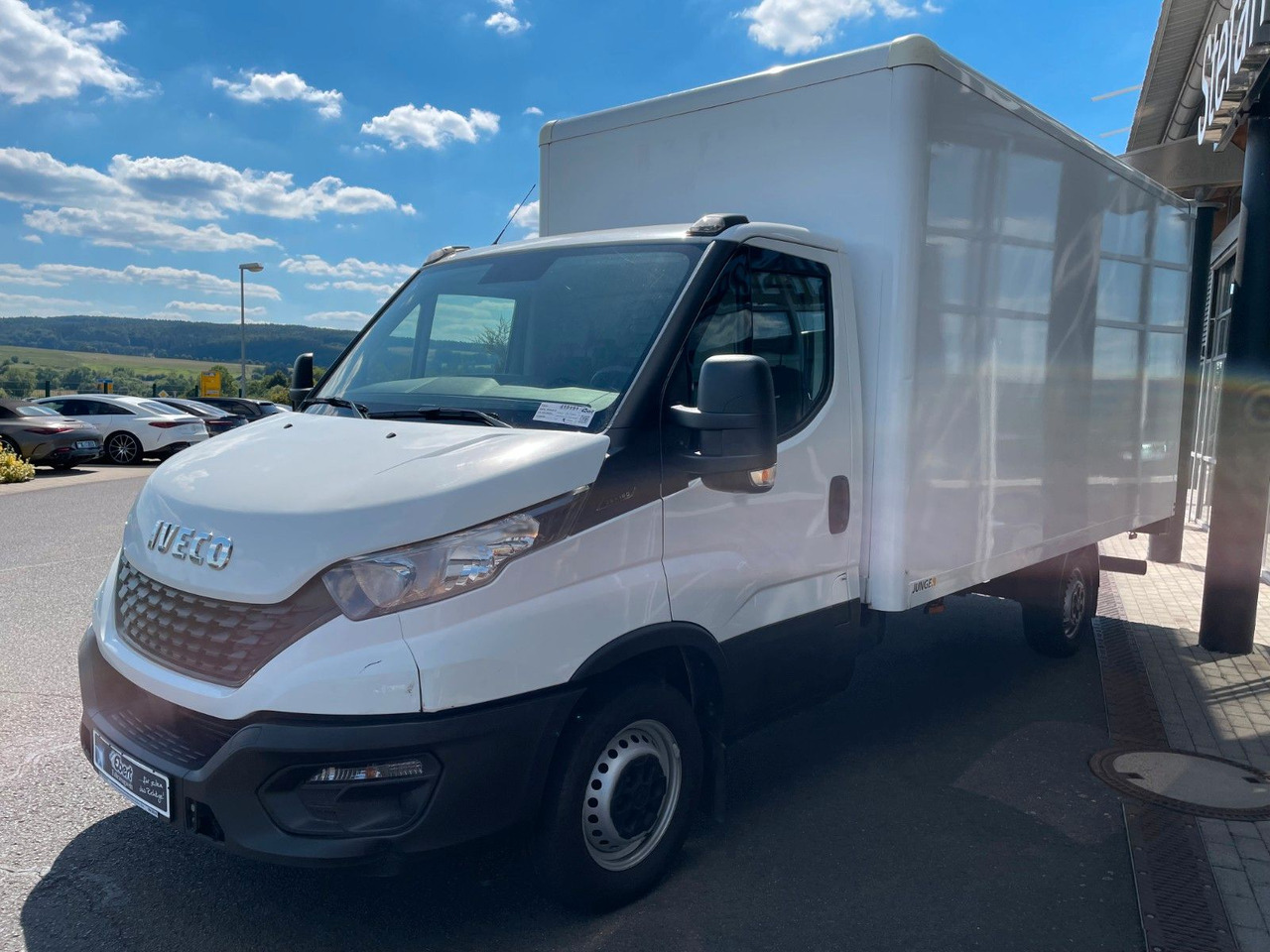 Iveco Daily 35S16 *Koffer*LBW*Klima* - כלי רכב מסחרי עם תיבה: תמונה 2 Iveco Daily 35S16 *Koffer*LBW*Klima* - כלי רכב מסחרי עם תיבה: תמונה 2