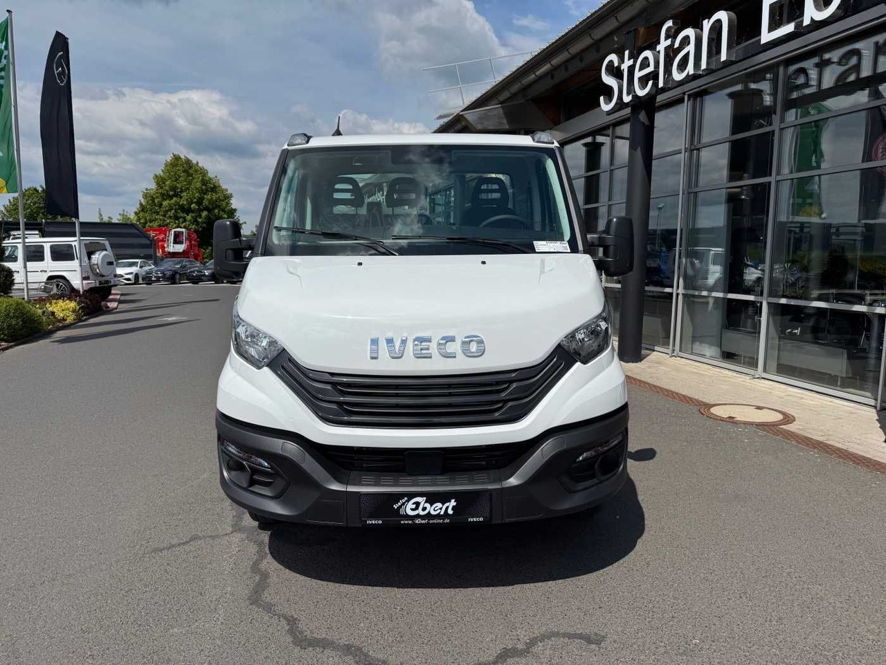 Iveco Daily 50C18 HA8 3.0L *R4.350mm*Klima*Automatik* - משאית עם שלדת תא: תמונה 2 Iveco Daily 50C18 HA8 3.0L *R4.350mm*Klima*Automatik* - משאית עם שלדת תא: תמונה 2
