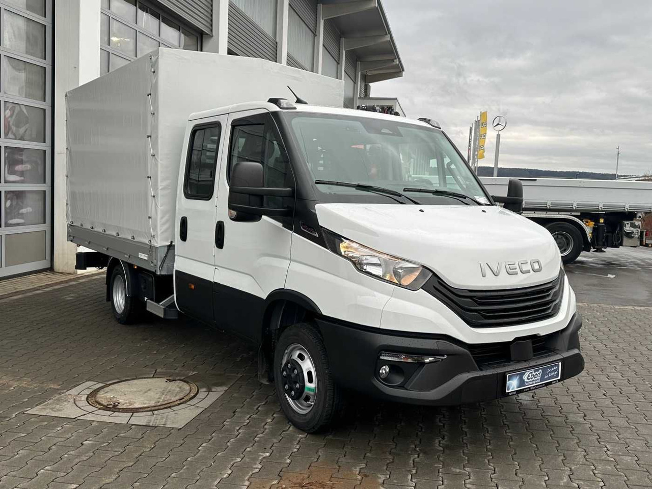 Iveco Daily 50C18H A8 DoKa *AHK*Automatik*7-Sitze* - כלי רכב מסחרי במיטה שטוחה, כלי רכב מסחרי קומבי: תמונה 3 Iveco Daily 50C18H A8 DoKa *AHK*Automatik*7-Sitze* - כלי רכב מסחרי במיטה שטוחה, כלי רכב מסחרי קומבי: תמונה 3