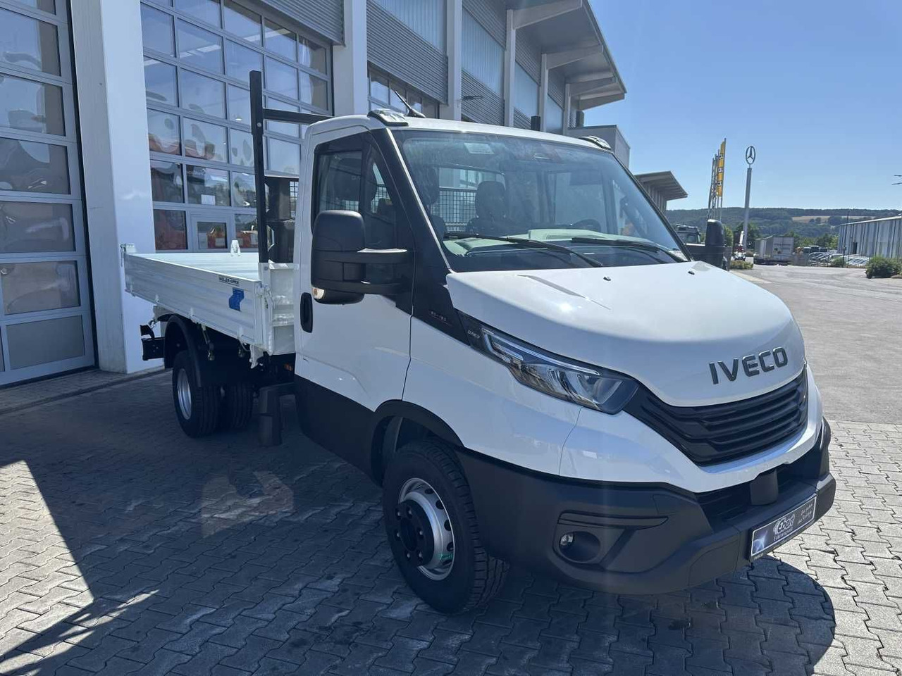 Iveco Daily 60C18H Kipper *R3.450mm*Kamera*2xAHK* - כלי רכב מסחרי מזהיר: תמונה 3 Iveco Daily 60C18H Kipper *R3.450mm*Kamera*2xAHK* - כלי רכב מסחרי מזהיר: תמונה 3