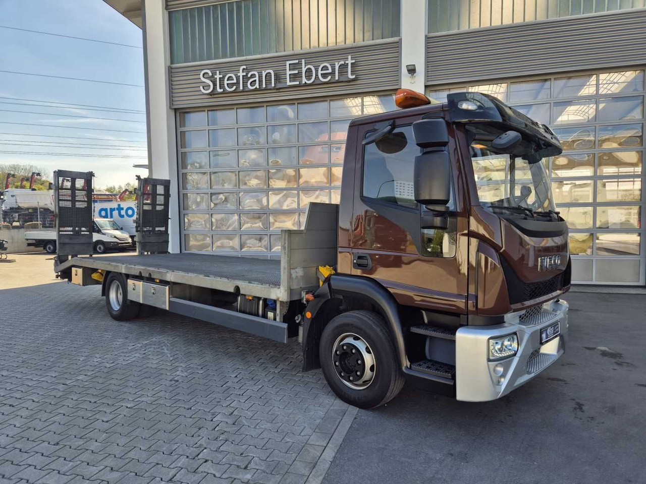 Iveco Eurocargo ML140E25/P Maschinentransporter Winde - משאית: תמונה 3 Iveco Eurocargo ML140E25/P Maschinentransporter Winde - משאית: תמונה 3