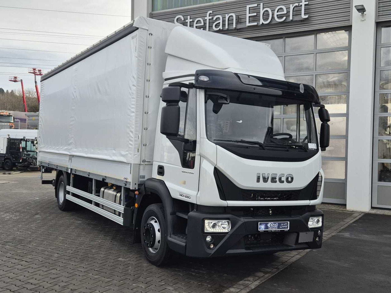 Iveco Eurocargo ML140E28/P LBW Bär Schiebeplane AHK - משאית וילונות צד: תמונה 2 Iveco Eurocargo ML140E28/P LBW Bär Schiebeplane AHK - משאית וילונות צד: תמונה 2