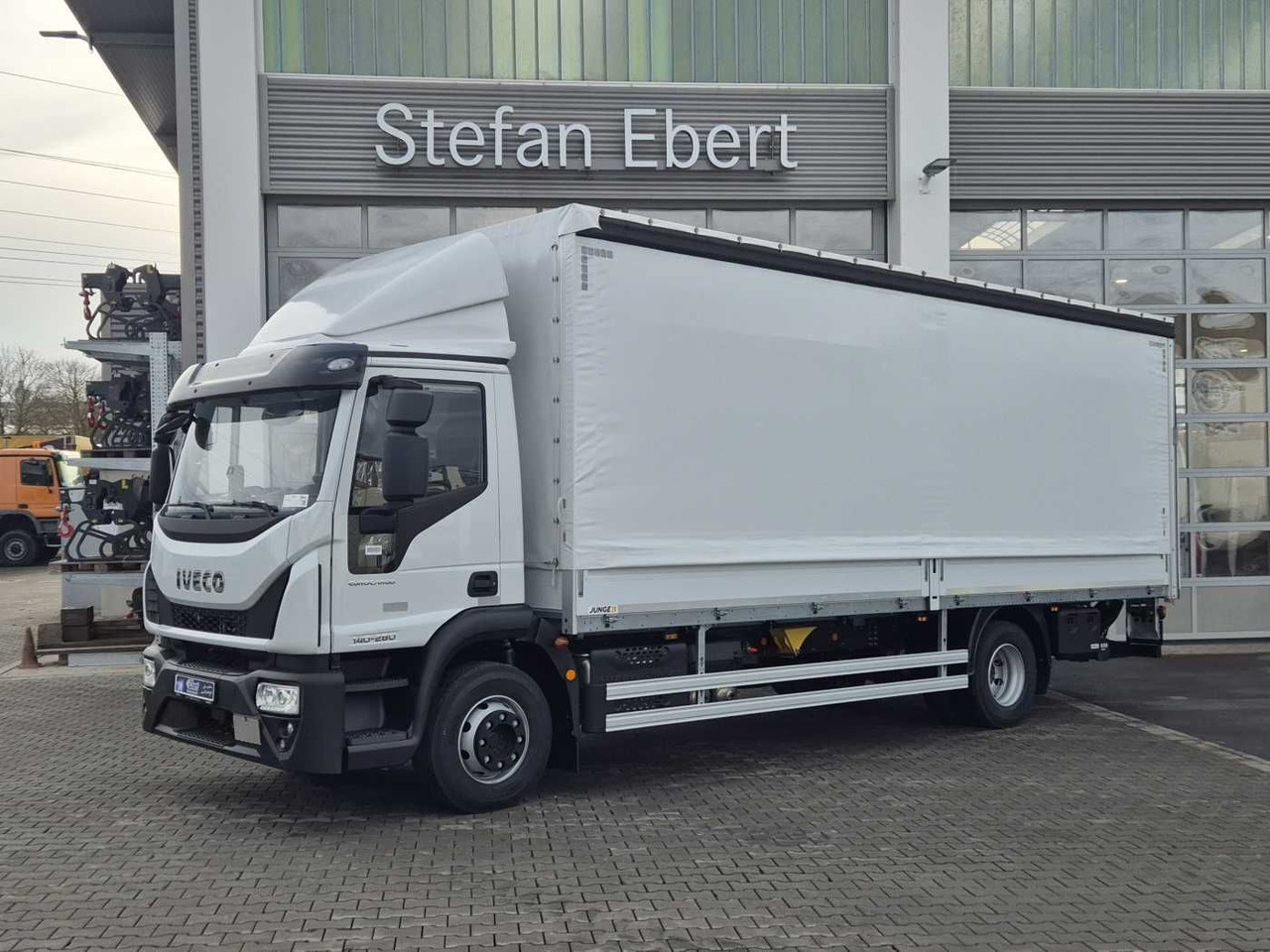 Iveco Eurocargo ML140E28/P LBW Bär Schiebeplane AHK - משאית וילונות צד: תמונה 3 Iveco Eurocargo ML140E28/P LBW Bär Schiebeplane AHK - משאית וילונות צד: תמונה 3