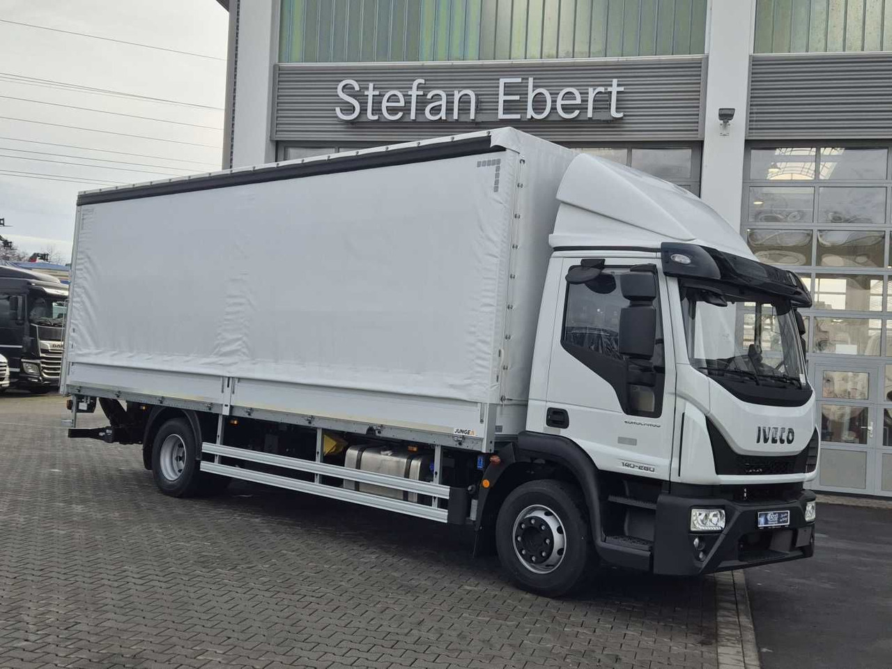 Iveco Eurocargo ML140E28/P LBW Bär Schiebeplane AHK - משאית וילונות צד: תמונה 4 Iveco Eurocargo ML140E28/P LBW Bär Schiebeplane AHK - משאית וילונות צד: תמונה 4