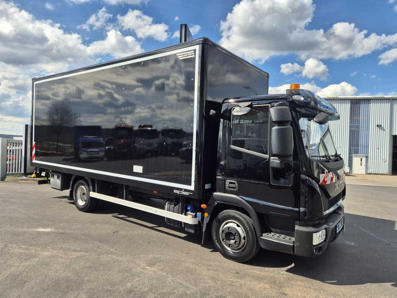 Iveco Eurocargo ML80E21/P LBW Bär 1.500kg 2x AHK - כלי רכב מסחרי עם תיבה: תמונה 2 Iveco Eurocargo ML80E21/P LBW Bär 1.500kg 2x AHK - כלי רכב מסחרי עם תיבה: תמונה 2