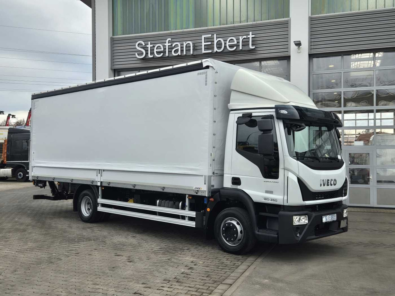 Iveco ML120E25/P 2x Schiebeplane AHK LBW Kamera - משאית וילונות צד: תמונה 4 Iveco ML120E25/P 2x Schiebeplane AHK LBW Kamera - משאית וילונות צד: תמונה 4