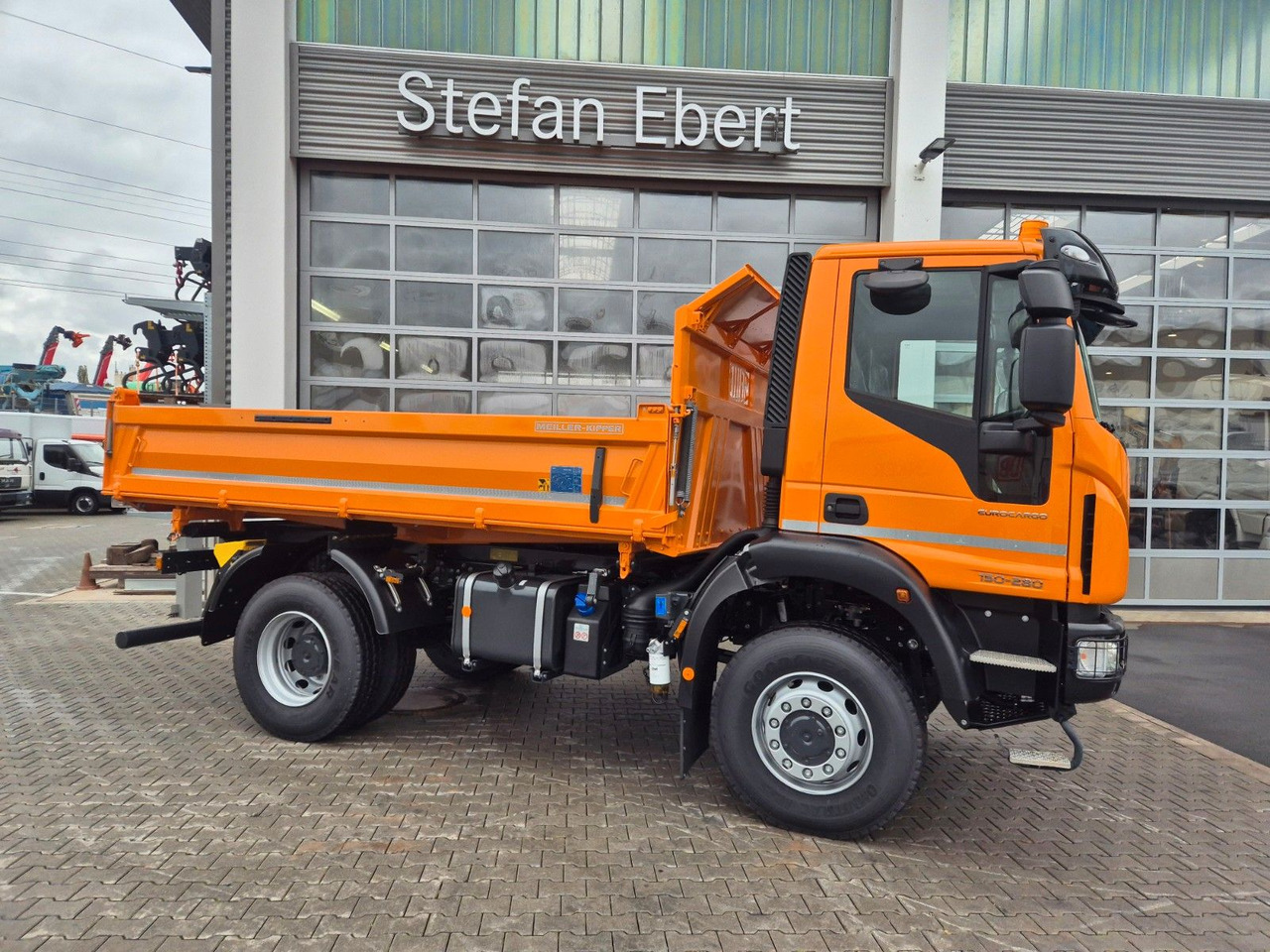 Iveco ML150E28W 4x4 Meiller Dreiseitenkipper 2xAHK - מזהיר: תמונה 5 Iveco ML150E28W 4x4 Meiller Dreiseitenkipper 2xAHK - מזהיר: תמונה 5