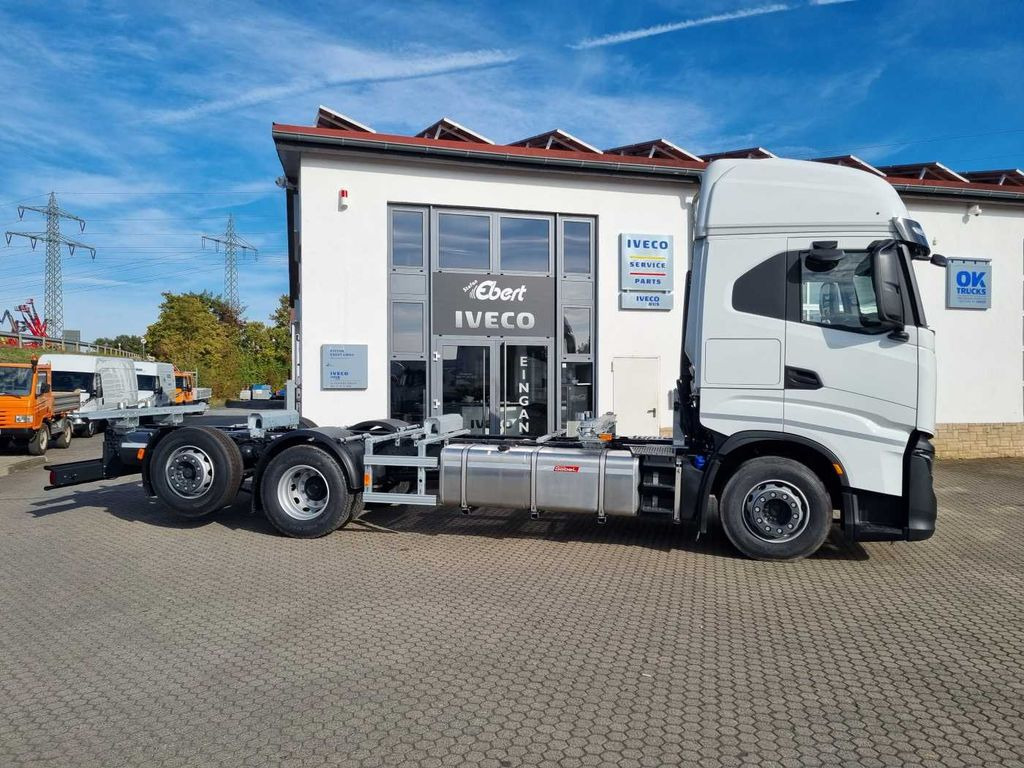 Iveco S-Way AS260S46 6x2 BDF-Wechsler Intarder 2x vorh Iveco S-Way AS260S46 6x2 BDF-Wechsler Intarder 2x vorh - מוביל מכולות/ משאית החלפת גוף: תמונה 3 Iveco S-Way AS260S46 6x2 BDF-Wechsler Intarder 2x vorh Iveco S-Way AS260S46 6x2 BDF-Wechsler Intarder 2x vorh - מוביל מכולות/ משאית החלפת גוף: תמונה 3