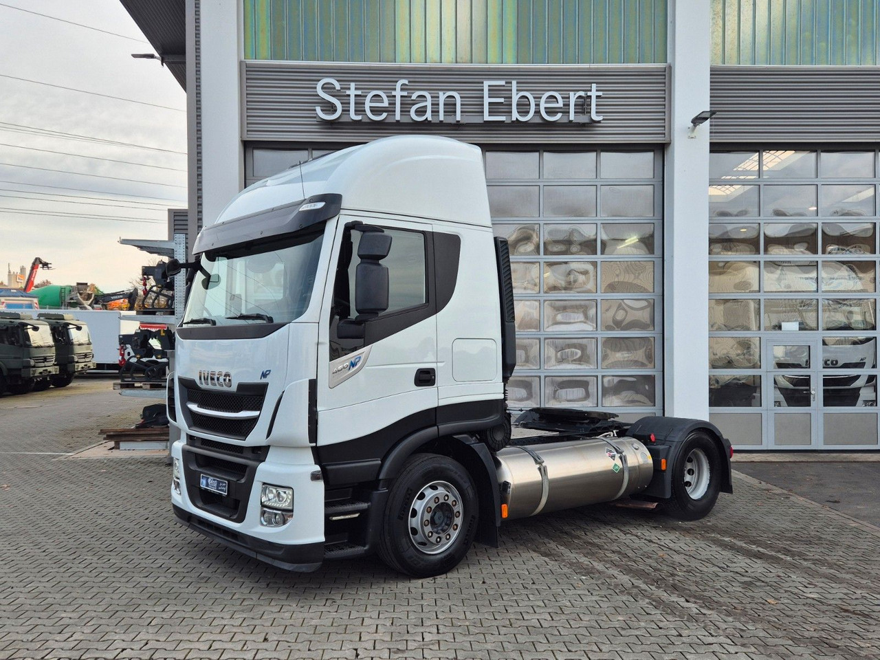 Iveco Stralis 460NP LNG 4x2 3 Stück - יחידת טרקטור: תמונה 3 Iveco Stralis 460NP LNG 4x2 3 Stück - יחידת טרקטור: תמונה 3
