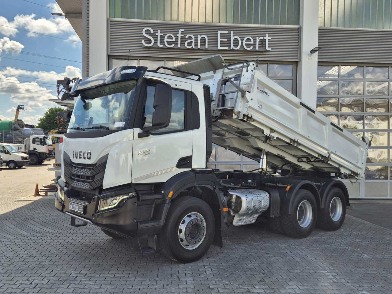 Iveco X-Way AD300X48Z HR 6x4 Intarder Bordmatic Kamera - מזהיר: תמונה 1 Iveco X-Way AD300X48Z HR 6x4 Intarder Bordmatic Kamera - מזהיר: תמונה 1