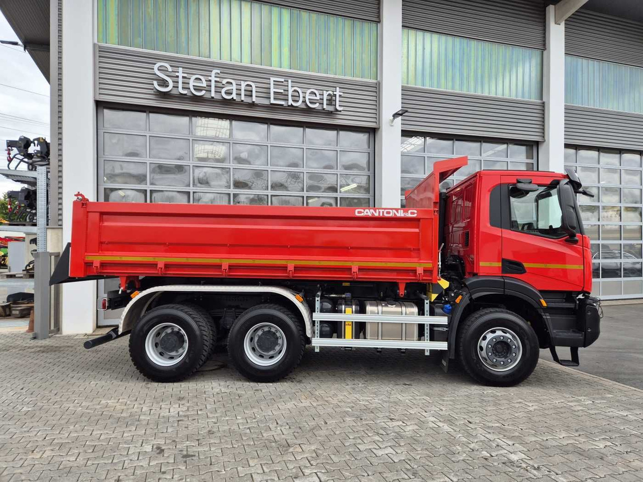Iveco X-Way AD300X48Z HR OFF 6x4 Bordmatik Intarder - מזהיר: תמונה 5 Iveco X-Way AD300X48Z HR OFF 6x4 Bordmatik Intarder - מזהיר: תמונה 5