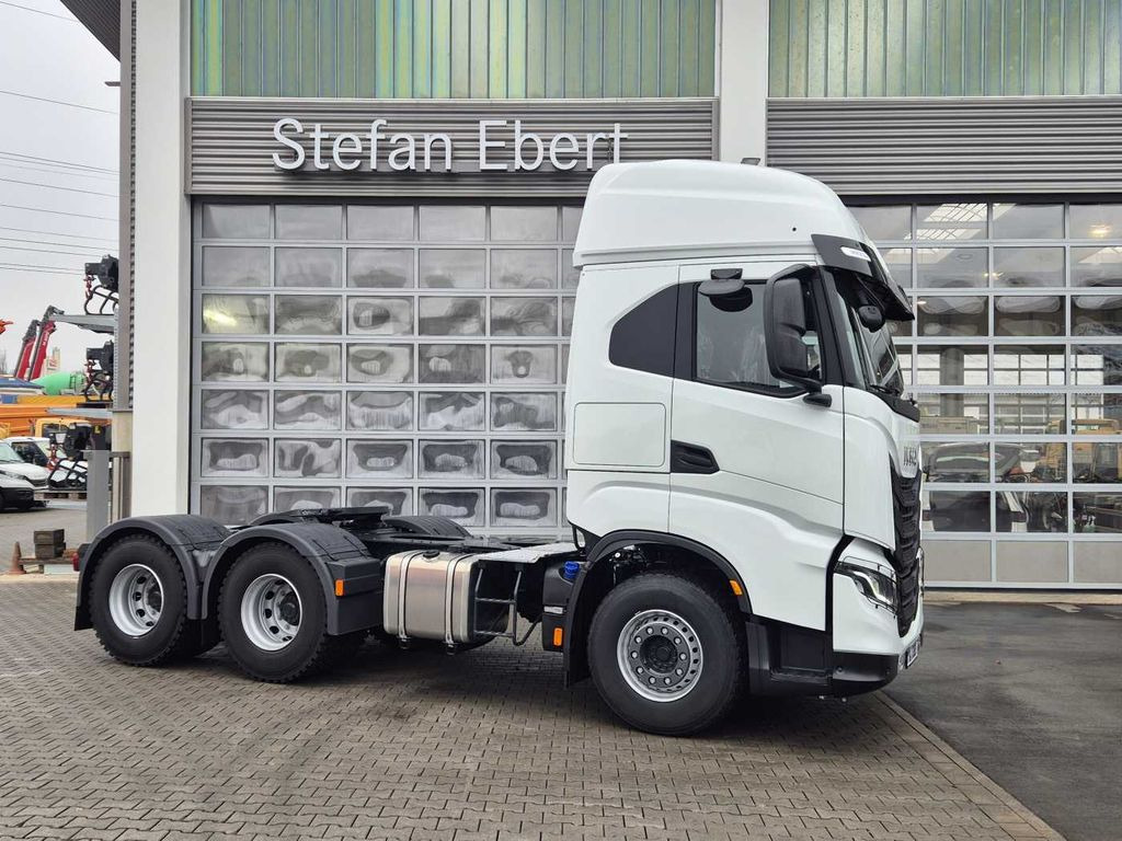 Iveco X-Way AS440X57TZ/P ON+ 6x4 Intarder 2xBett Iveco X-Way AS440X57TZ/P ON+ 6x4 Intarder 2xBett - יחידת טרקטור: תמונה 4 Iveco X-Way AS440X57TZ/P ON+ 6x4 Intarder 2xBett Iveco X-Way AS440X57TZ/P ON+ 6x4 Intarder 2xBett - יחידת טרקטור: תמונה 4