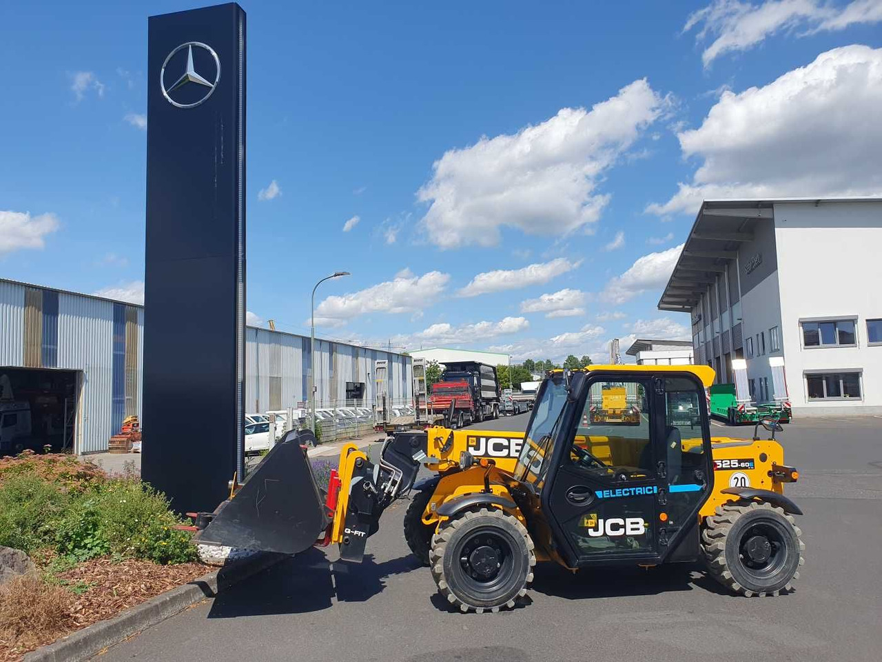 JCB 525-60E / Elektro / 2022 / nur 176h / Gabel - מפעיל טלסקופי: תמונה 1 JCB 525-60E / Elektro / 2022 / nur 176h / Gabel - מפעיל טלסקופי: תמונה 1