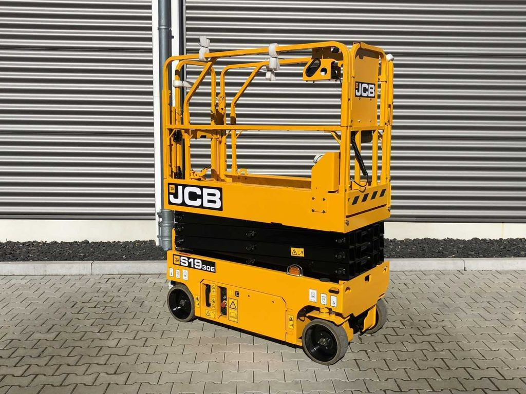 JCB S1930E Scherenbühne // 7,8m Arbeitshöhe - מעלית מספריים: תמונה 1 JCB S1930E Scherenbühne // 7,8m Arbeitshöhe - מעלית מספריים: תמונה 1