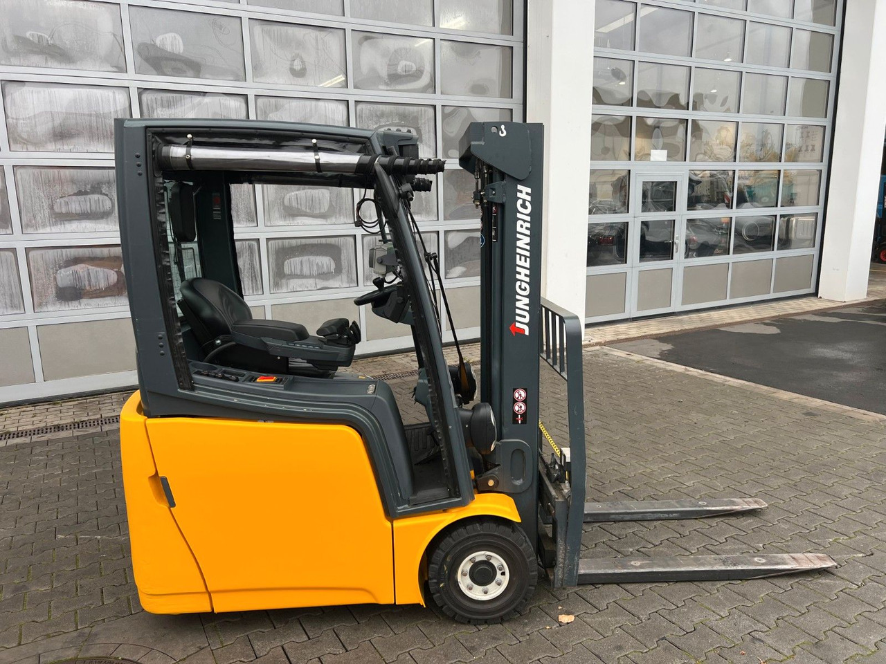 Jungheinrich EFG 215 / Triplex: 4.25m! / SS / 1.285h / 2021 - מלגזה חשמלית: תמונה 3 Jungheinrich EFG 215 / Triplex: 4.25m! / SS / 1.285h / 2021 - מלגזה חשמלית: תמונה 3