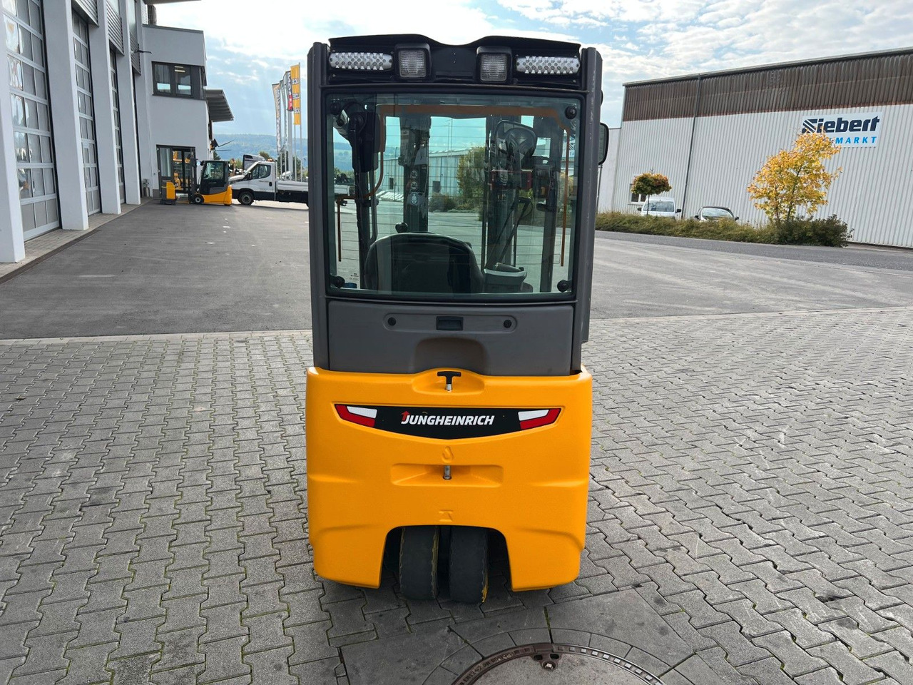 Jungheinrich EFG 215 / Triplex: 4.25m! / SS / 1.573h / 2024 - מלגזה חשמלית: תמונה 5 Jungheinrich EFG 215 / Triplex: 4.25m! / SS / 1.573h / 2024 - מלגזה חשמלית: תמונה 5