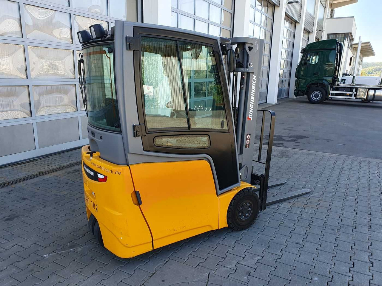 Jungheinrich EFG 215 / Triplex: 4.30m! / SS / nur 277h / 2022 - מלגזה חשמלית: תמונה 4 Jungheinrich EFG 215 / Triplex: 4.30m! / SS / nur 277h / 2022 - מלגזה חשמלית: תמונה 4