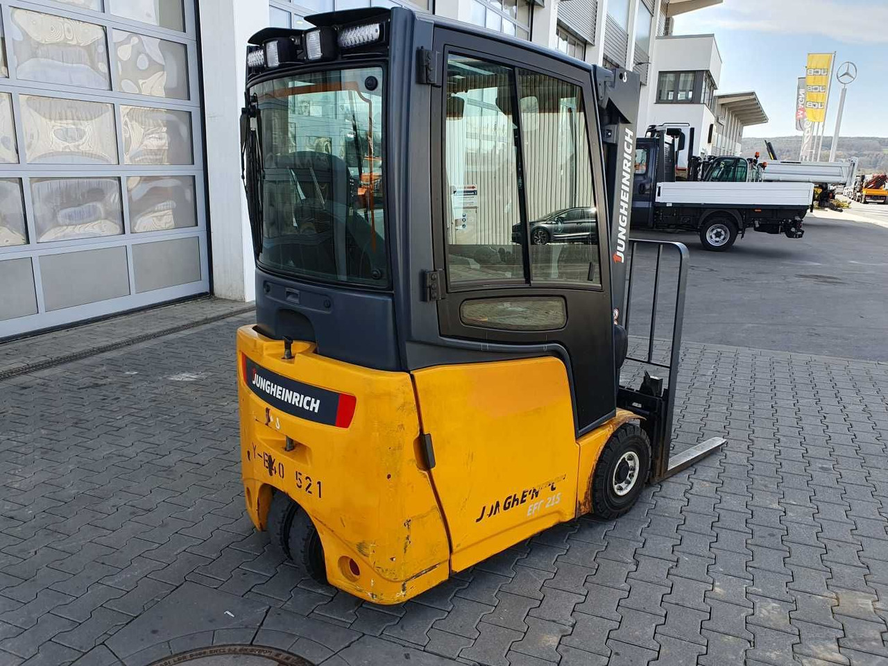 Jungheinrich EFG 215 / Triplex: 4.35m! / SS / nur 2.054h! - מלגזה חשמלית: תמונה 3 Jungheinrich EFG 215 / Triplex: 4.35m! / SS / nur 2.054h! - מלגזה חשמלית: תמונה 3