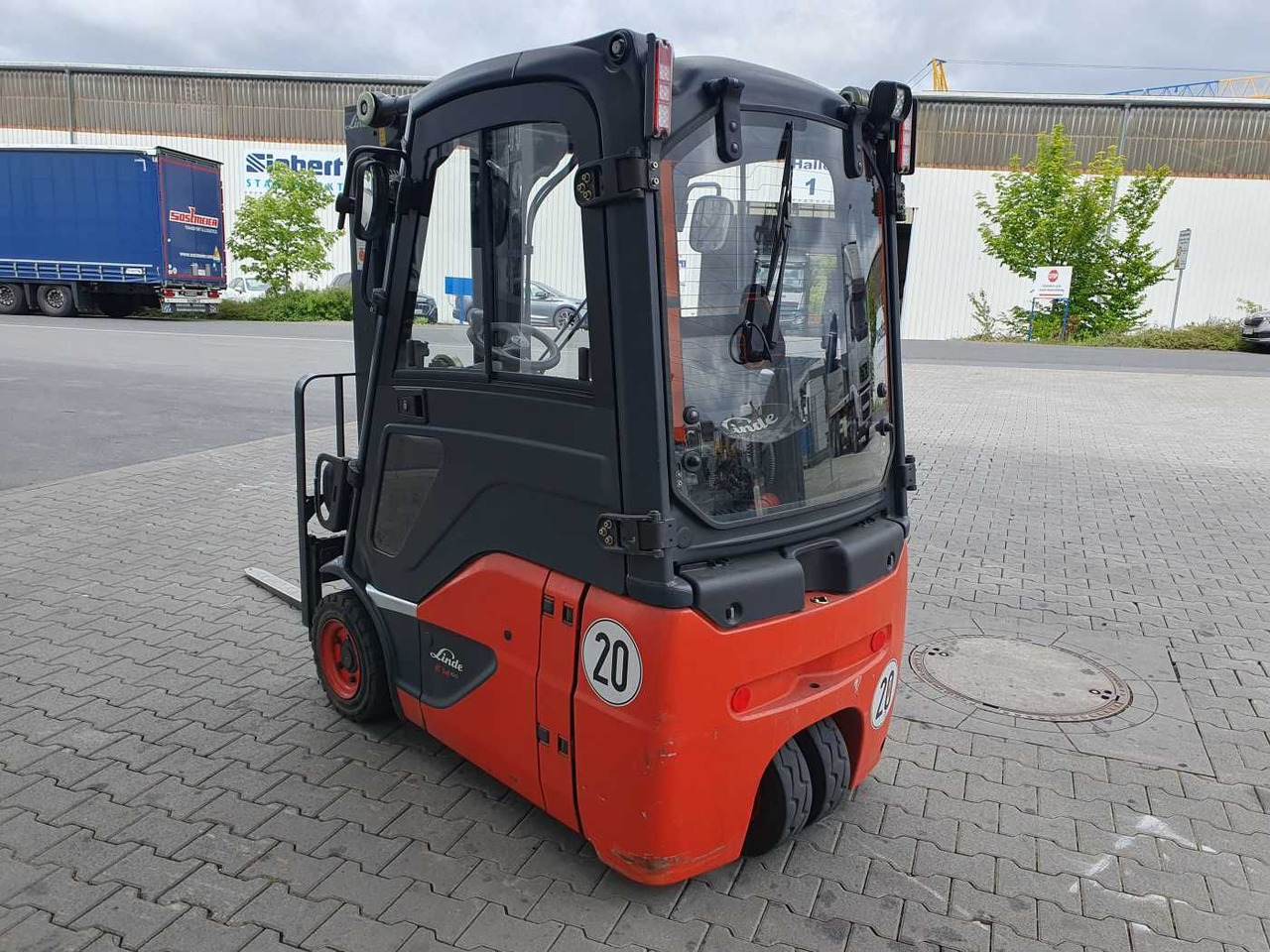 Linde E14 - 02 / Triplex: 4.00m! / SS / nur 1.777h! - מלגזה חשמלית: תמונה 5 Linde E14 - 02 / Triplex: 4.00m! / SS / nur 1.777h! - מלגזה חשמלית: תמונה 5