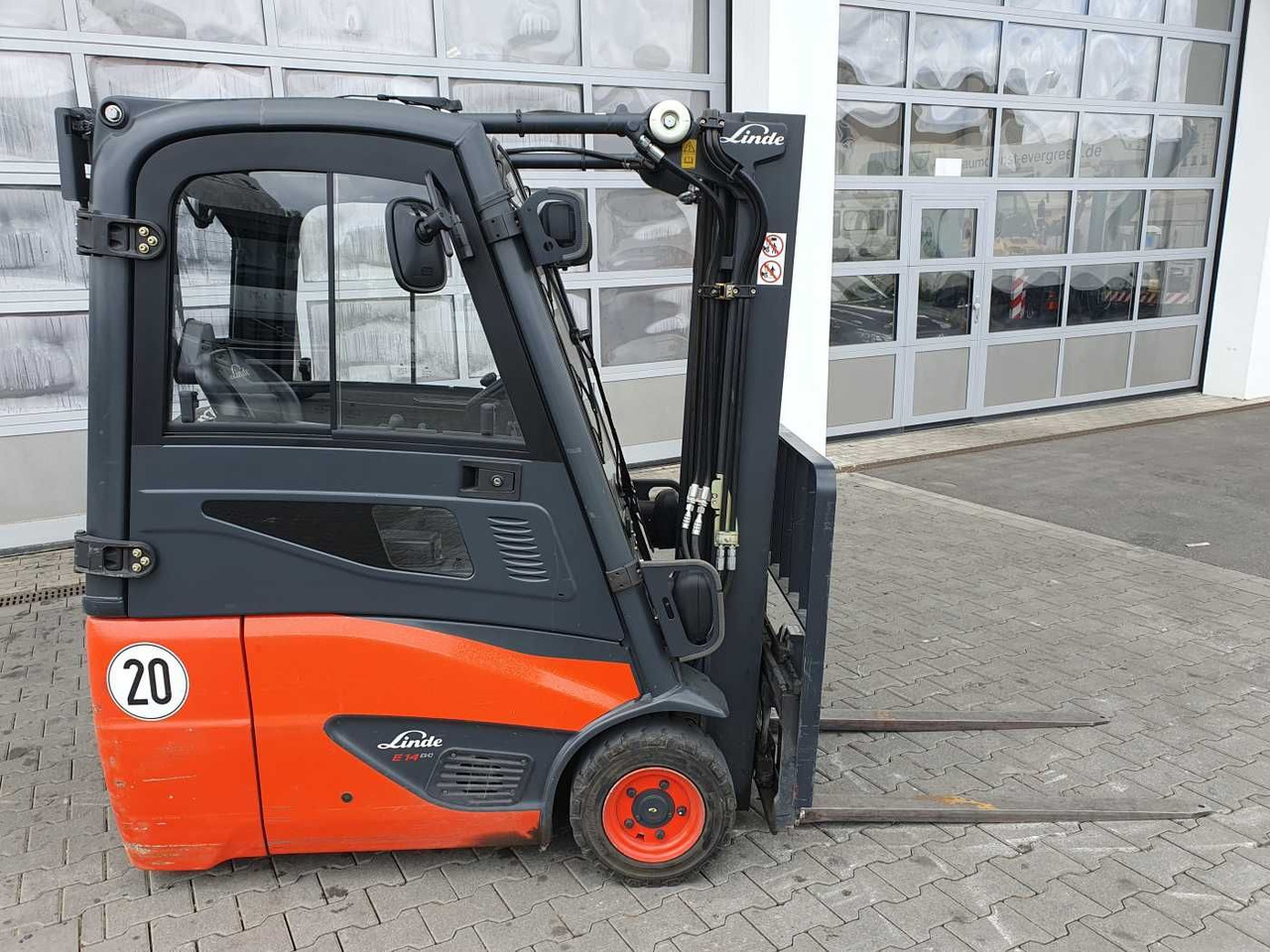 Linde E14 - 02 / Triplex: 4.00m! / SS / nur 2.119h! - מלגזה חשמלית: תמונה 3 Linde E14 - 02 / Triplex: 4.00m! / SS / nur 2.119h! - מלגזה חשמלית: תמונה 3