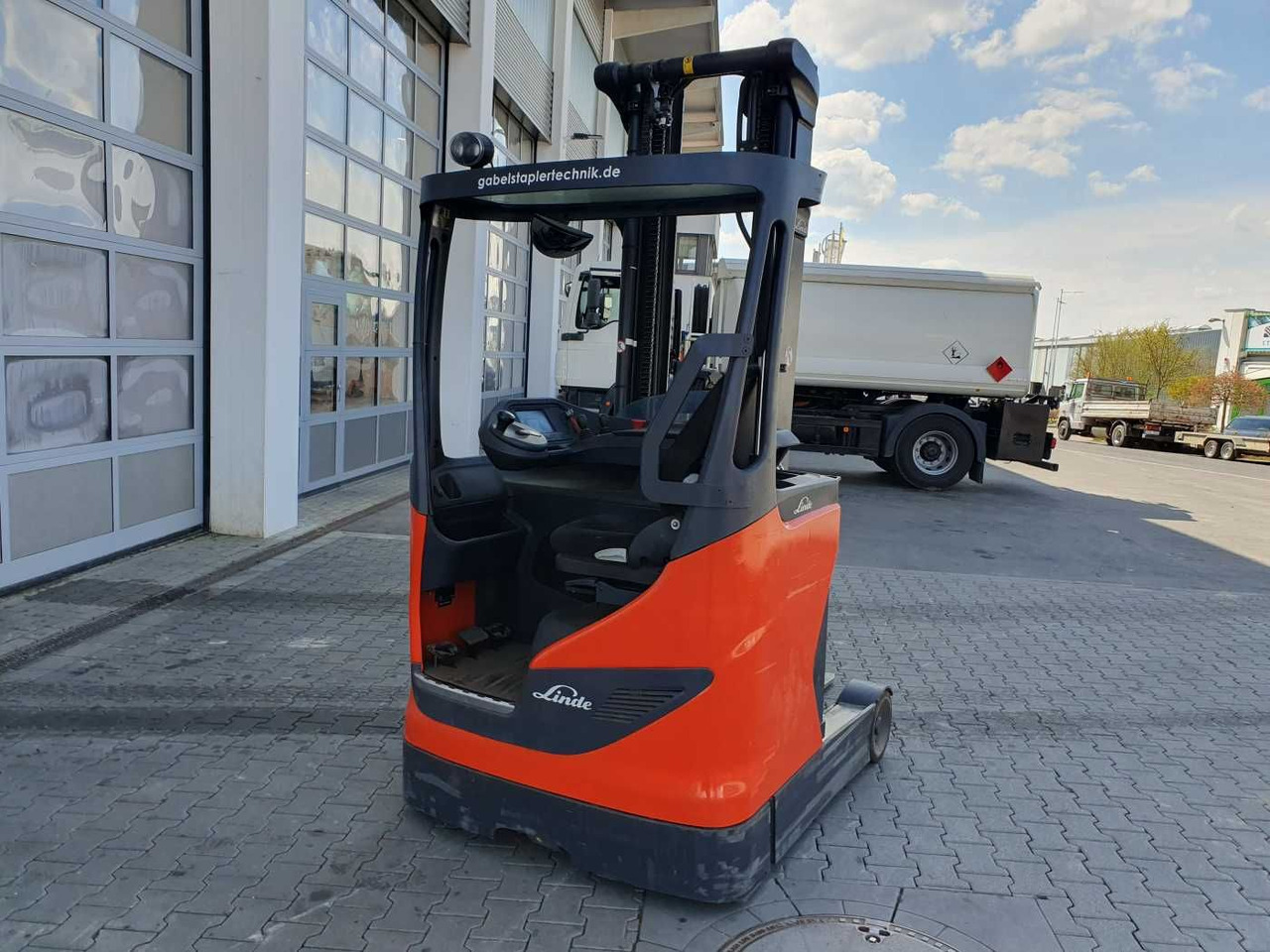 Linde R12B-01 / nur 2.394h! / Hubhöhe: 6m / 2015 - משאית הגעה: תמונה 5 Linde R12B-01 / nur 2.394h! / Hubhöhe: 6m / 2015 - משאית הגעה: תמונה 5