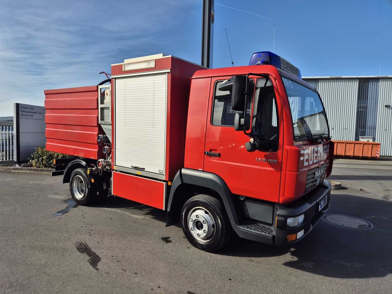 MAN LE 8.150 Schaumlöschfahrzeug Schmitz SLF25/25 - כלי רכב מסחרי: תמונה 3 MAN LE 8.150 Schaumlöschfahrzeug Schmitz SLF25/25 - כלי רכב מסחרי: תמונה 3