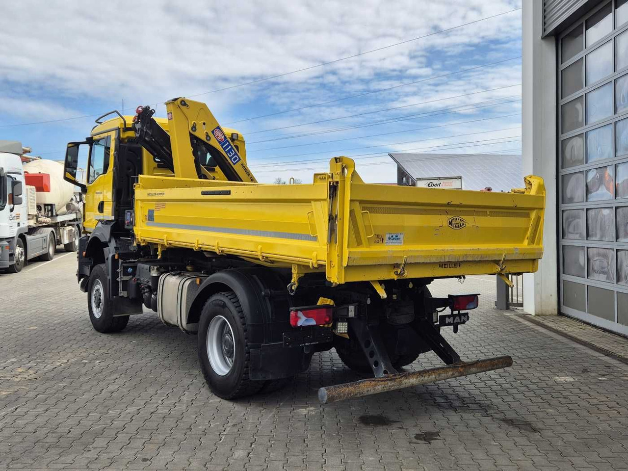 מזהיר MAN TGS 18.430 4x4 BL Kran HMF 1130K-RCS Funk AHK: תמונה 6