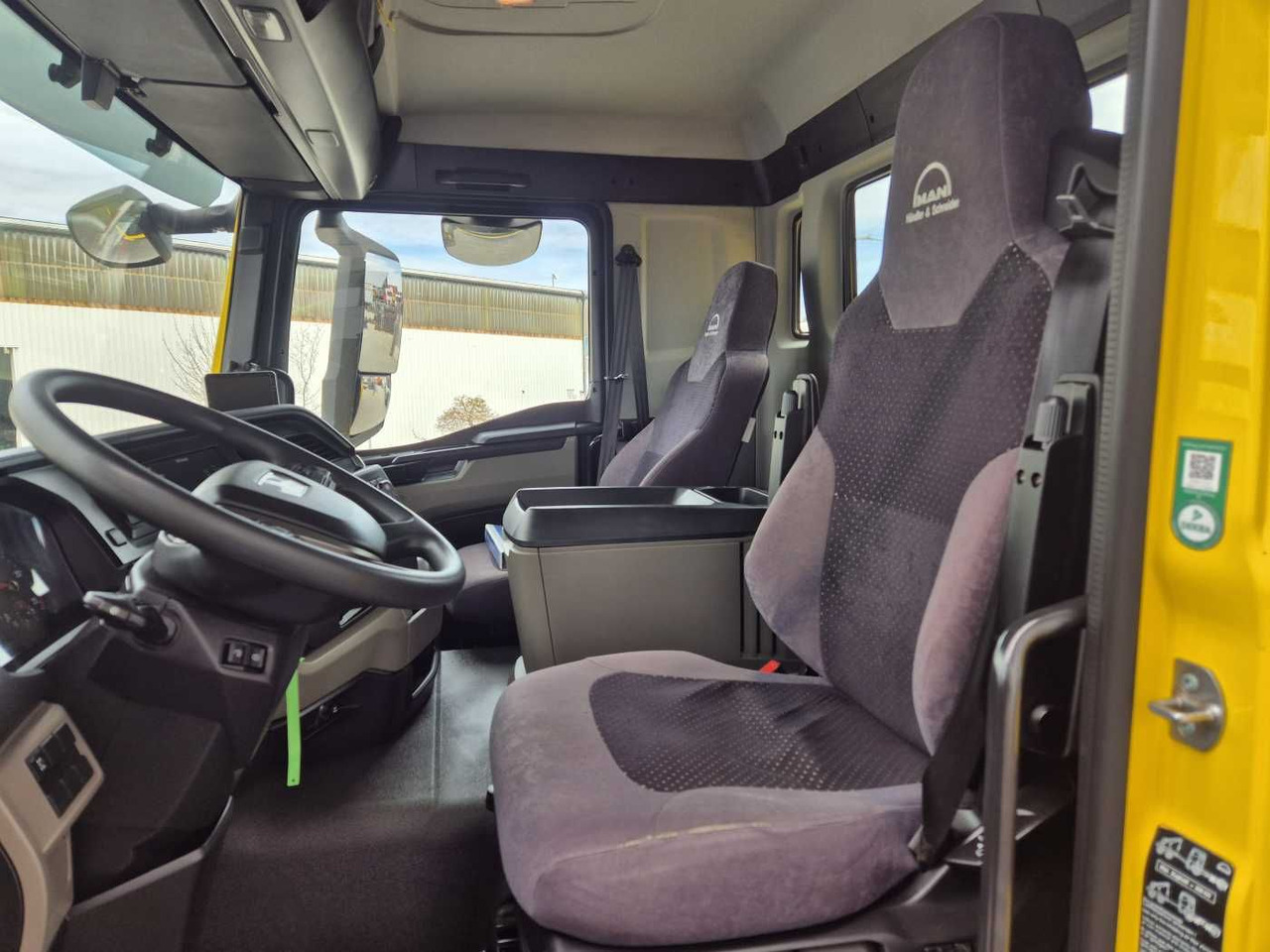 מזהיר MAN TGS 18.430 4x4 BL Kran HMF 1130K-RCS Funk AHK: תמונה 13