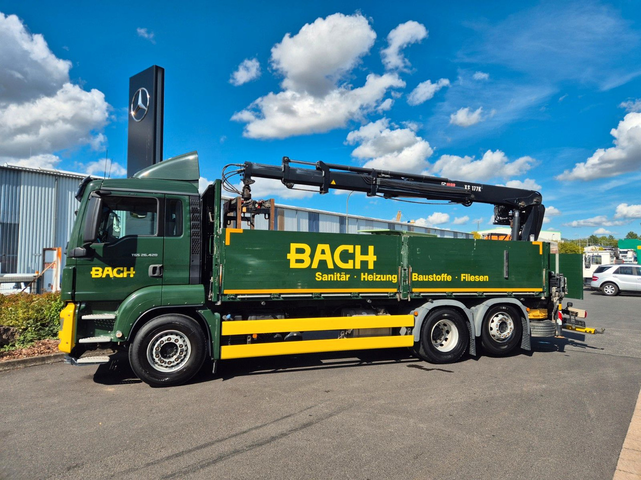 MAN TGS 26.420 6x2-4 LL Hiab 177K PRO 2 Stück - משאית צד נופל/ שטוחה: תמונה 4 MAN TGS 26.420 6x2-4 LL Hiab 177K PRO 2 Stück - משאית צד נופל/ שטוחה: תמונה 4