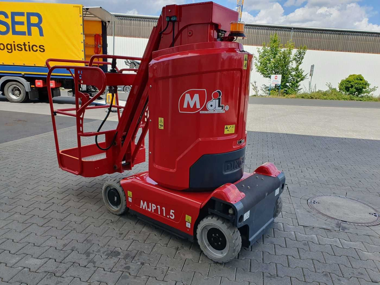 Magni MJP11.5 / Mastbühne / 11,2m! / nur 49h! - פלטפורמה אווירית מותקנת על משאית: תמונה 5 Magni MJP11.5 / Mastbühne / 11,2m! / nur 49h! - פלטפורמה אווירית מותקנת על משאית: תמונה 5