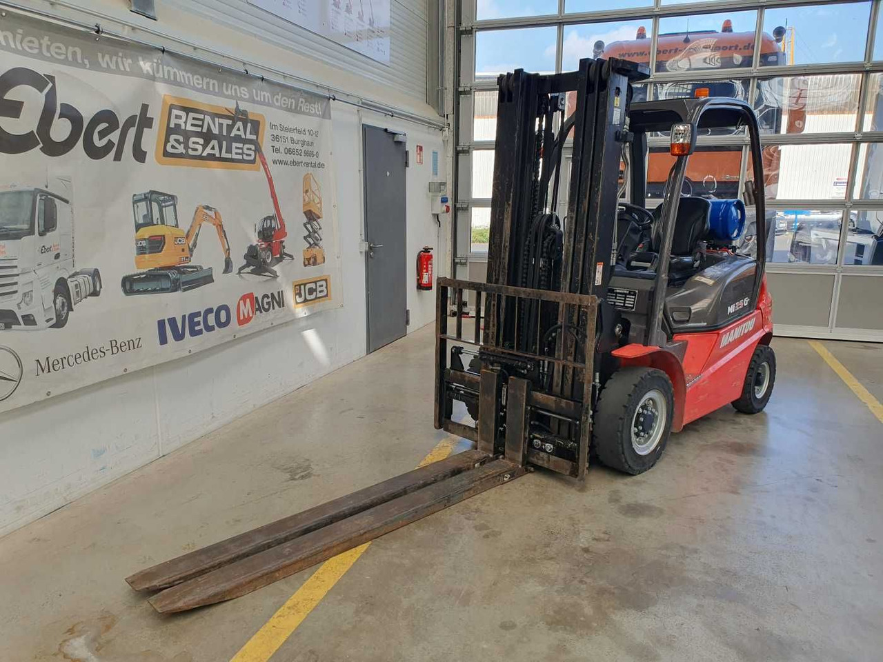 Manitou MI 25 G / Triplex: 4.70m / nur 1.976h! / SS - מלגזת LPG: תמונה 4 Manitou MI 25 G / Triplex: 4.70m / nur 1.976h! / SS - מלגזת LPG: תמונה 4