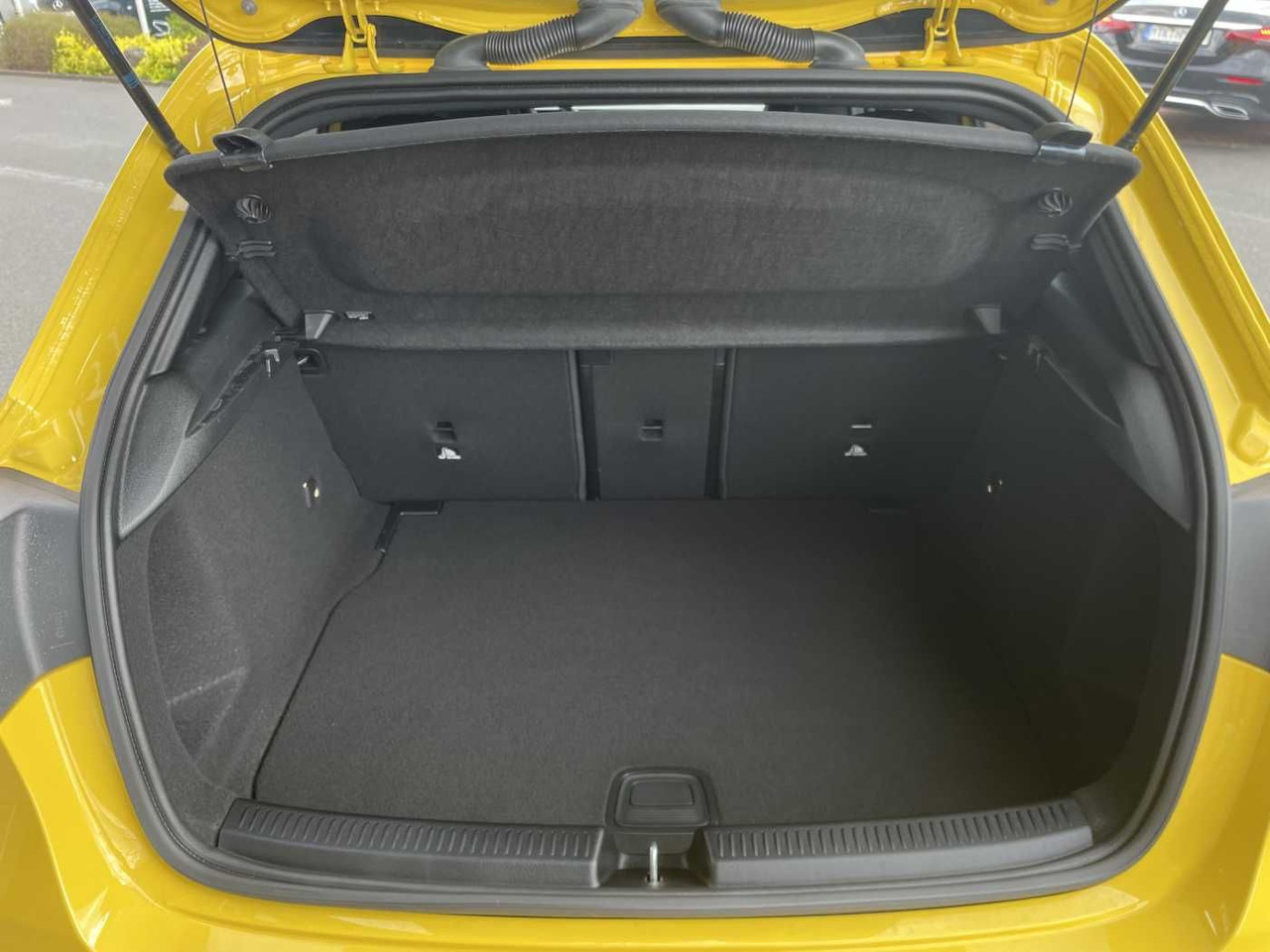 Mercedes-Benz A 45 S AMG PerfSitz+Night+PAGA+RIDE +19' - מכונית: תמונה 5 Mercedes-Benz A 45 S AMG PerfSitz+Night+PAGA+RIDE +19' - מכונית: תמונה 5