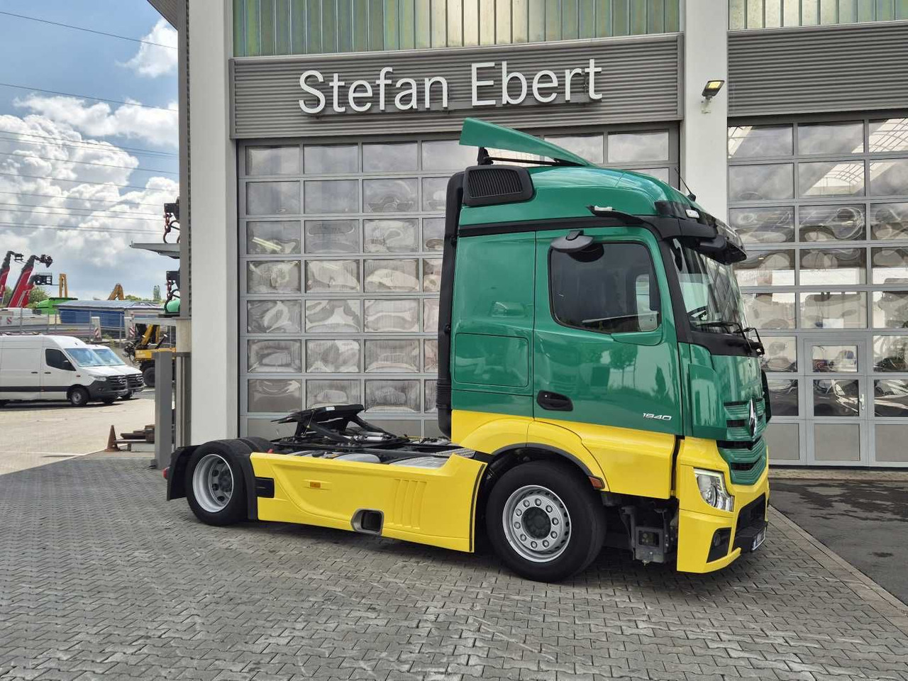 Mercedes-Benz Actros 1840 LSnRL Retarder Hubsattelplatte Xenon - יחידת טרקטור: תמונה 4 Mercedes-Benz Actros 1840 LSnRL Retarder Hubsattelplatte Xenon - יחידת טרקטור: תמונה 4