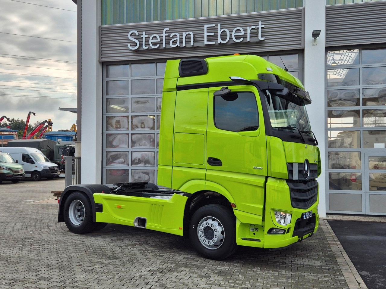 Mercedes-Benz Actros 1851 LS Öl-Retarder Standklima Mirror Big - יחידת טרקטור: תמונה 2 Mercedes-Benz Actros 1851 LS Öl-Retarder Standklima Mirror Big - יחידת טרקטור: תמונה 2