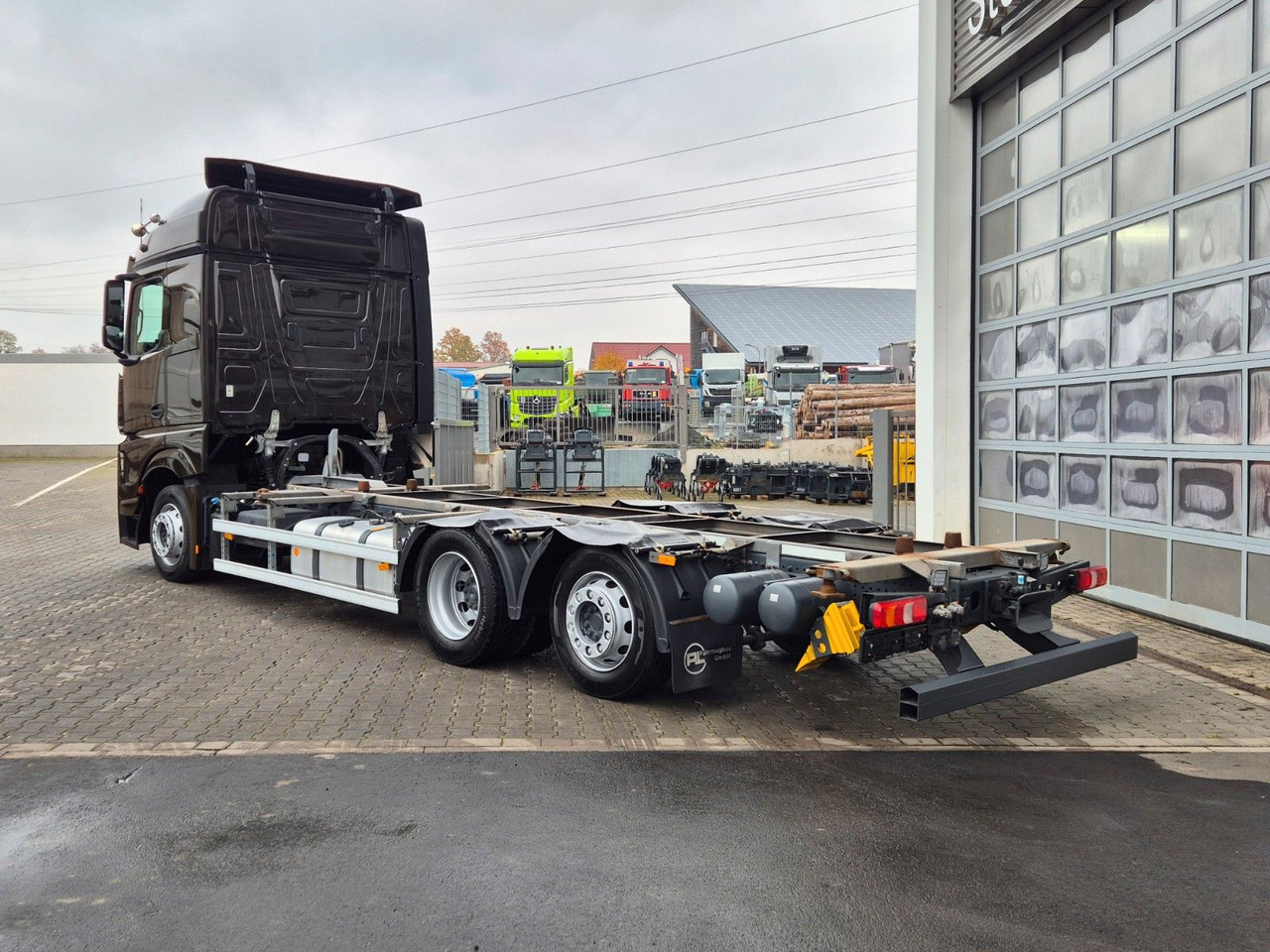 מוביל מכולות/ משאית החלפת גוף Mercedes-Benz Actros 2543 LnR 6x2 Retarder: תמונה 7 מוביל מכולות/ משאית החלפת גוף Mercedes-Benz Actros 2543 LnR 6x2 Retarder: תמונה 7