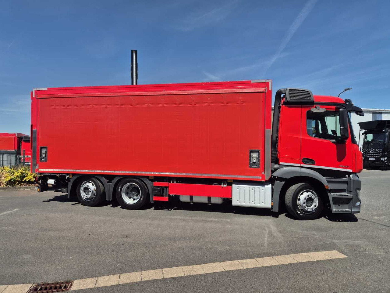 Mercedes-Benz Antos 2540 LnR 6x2 LBW Schiebeplanen AHK - משאית וילונות צד: תמונה 5 Mercedes-Benz Antos 2540 LnR 6x2 LBW Schiebeplanen AHK - משאית וילונות צד: תמונה 5