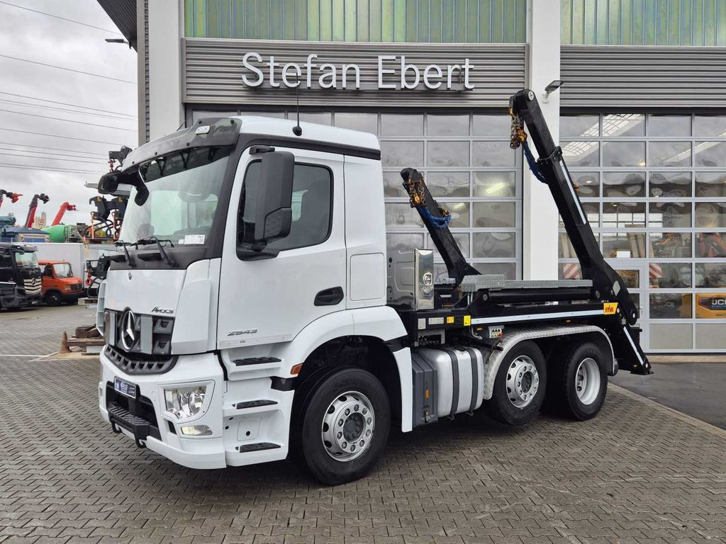Mercedes-Benz Arocs 2543 L 6x2/4 Hiab TS 2018 TAZ Funk - משאית דילוג העמסה: תמונה 3 Mercedes-Benz Arocs 2543 L 6x2/4 Hiab TS 2018 TAZ Funk - משאית דילוג העמסה: תמונה 3