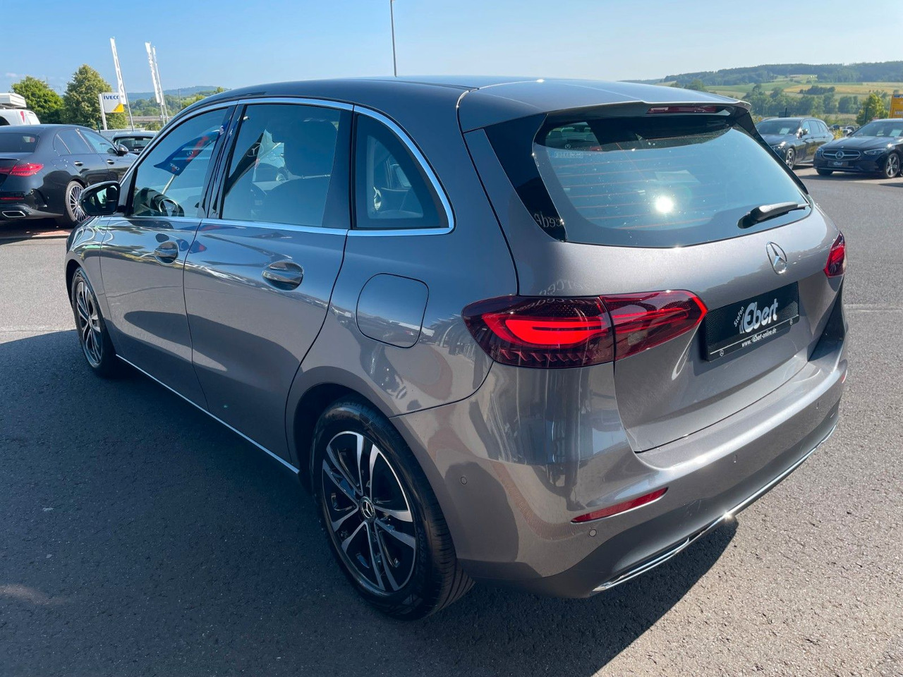 Mercedes-Benz B 200 d Progressive R-Kamera+Carplay+El.Heckklap - רכב סטיישן: תמונה 3 Mercedes-Benz B 200 d Progressive R-Kamera+Carplay+El.Heckklap - רכב סטיישן: תמונה 3