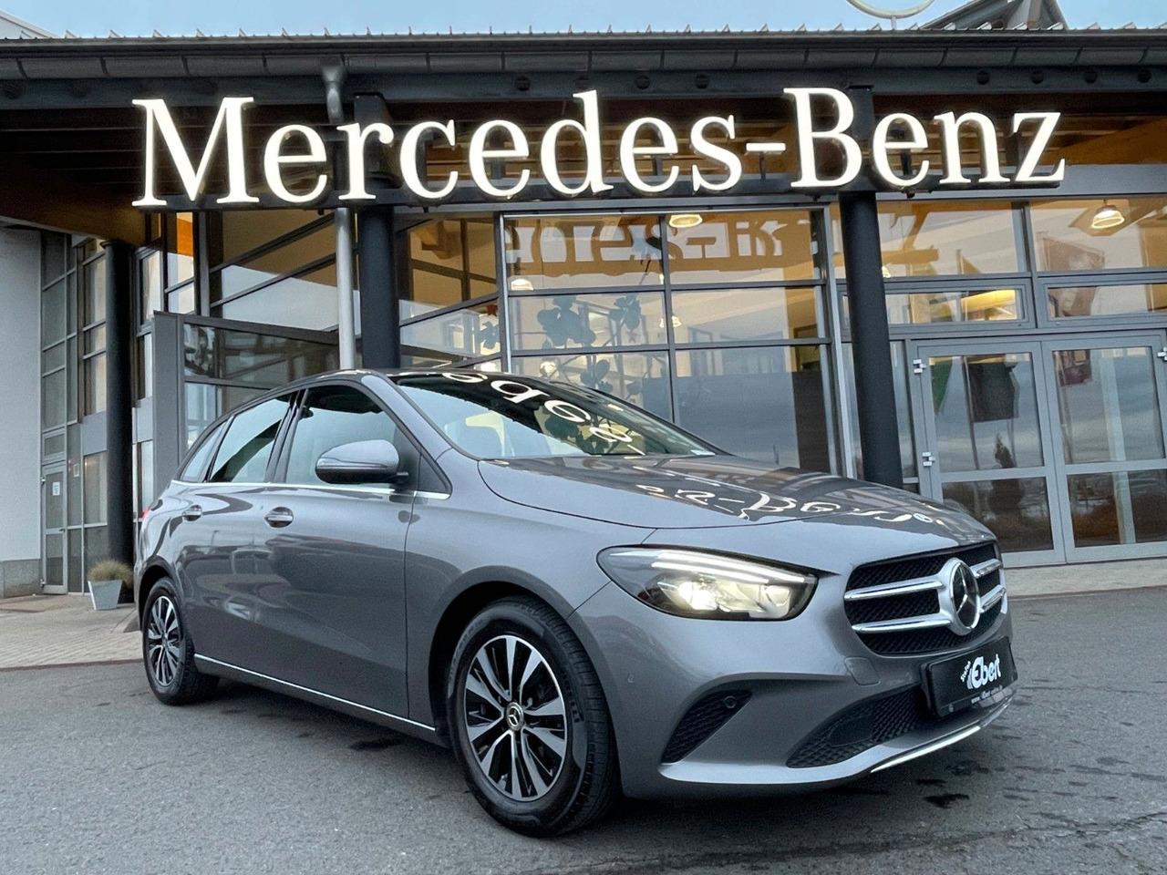 Mercedes-Benz B 200 d R-Kamera+AHK+DISTR+LED+Carplay+DAB - כלי רכב מסחרי לנוסעים: תמונה 1 Mercedes-Benz B 200 d R-Kamera+AHK+DISTR+LED+Carplay+DAB - כלי רכב מסחרי לנוסעים: תמונה 1