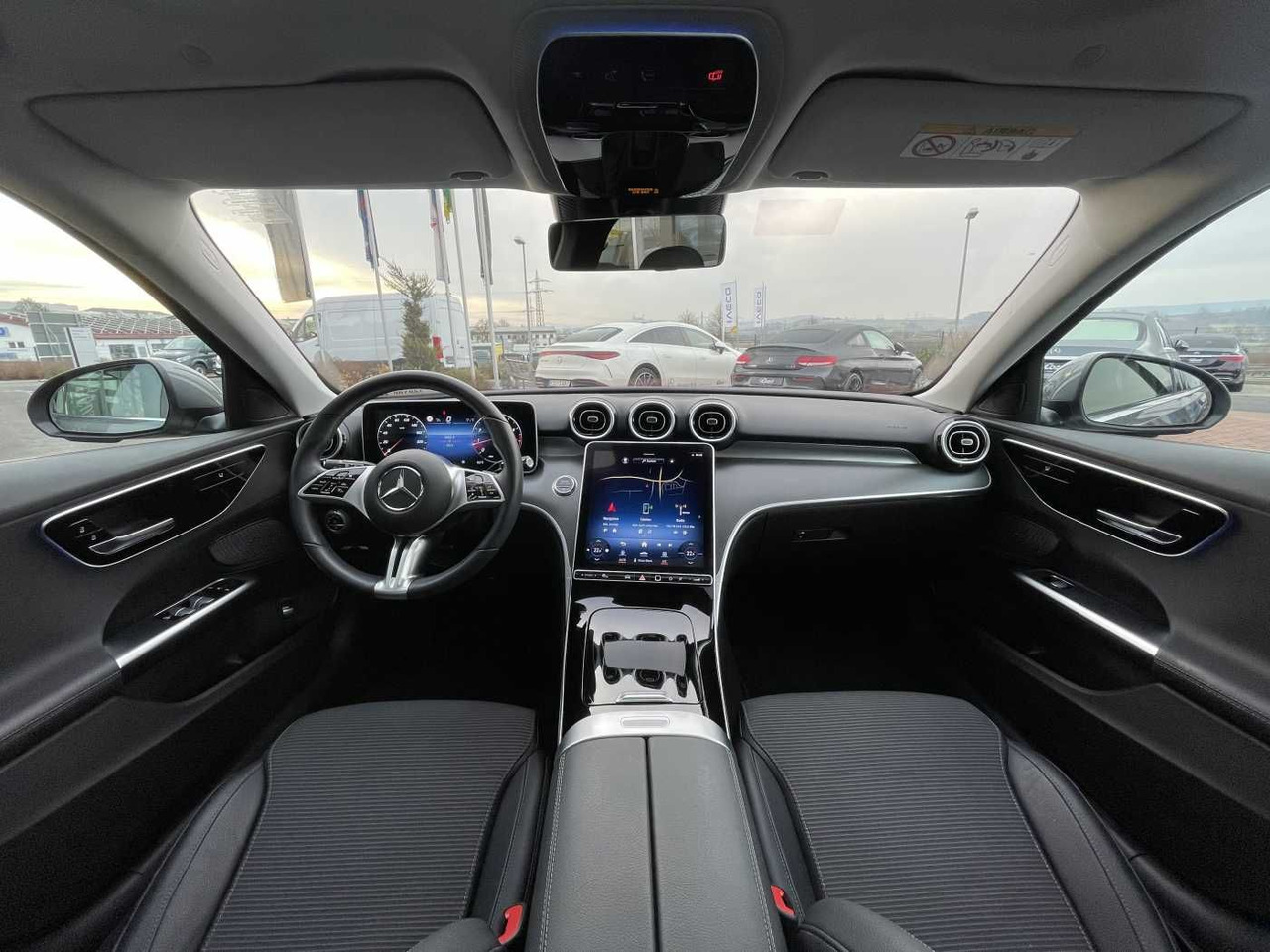 מכונית Mercedes-Benz C 180 T 9G AVANTGARDE+R-Kamera +PANO+SHZ+SPIEGEL: תמונה 10