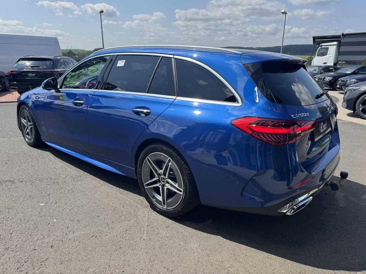 Mercedes-Benz C 200d AMG+Pano+Distr+Digital+AHK+HUD+360+IHC+ - מכונית: תמונה 3 Mercedes-Benz C 200d AMG+Pano+Distr+Digital+AHK+HUD+360+IHC+ - מכונית: תמונה 3