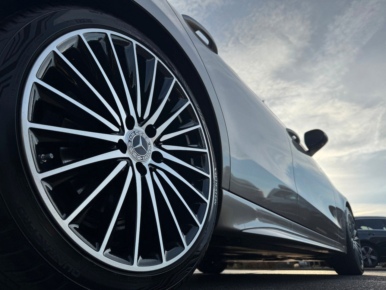 Mercedes-Benz C 300 AMG+Pano+Burmester+360+Digital+Memory - סדאן: תמונה 5 Mercedes-Benz C 300 AMG+Pano+Burmester+360+Digital+Memory - סדאן: תמונה 5