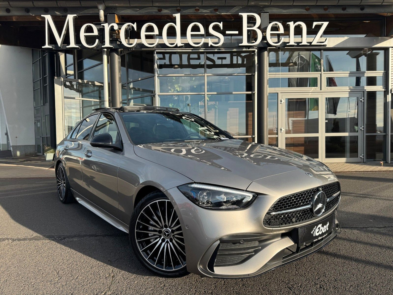 Mercedes-Benz C 300 AMG+Pano+Burmester+360+Digital+Memory - סדאן: תמונה 1 Mercedes-Benz C 300 AMG+Pano+Burmester+360+Digital+Memory - סדאן: תמונה 1