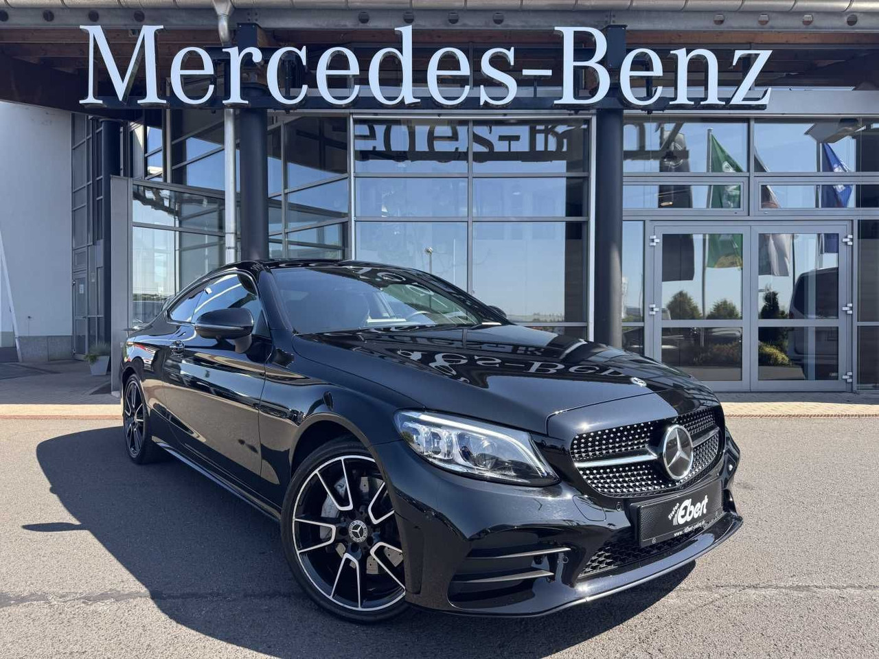 Mercedes-Benz C 400 4M AMG Coupe Pano+Burm+Distr+Memory+360 - מכונית: תמונה 1 Mercedes-Benz C 400 4M AMG Coupe Pano+Burm+Distr+Memory+360 - מכונית: תמונה 1